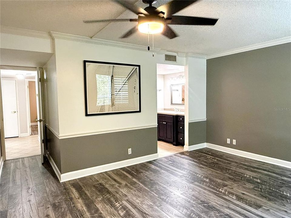 For Rent: $1,950 (2 beds, 2 baths, 1050 Square Feet)