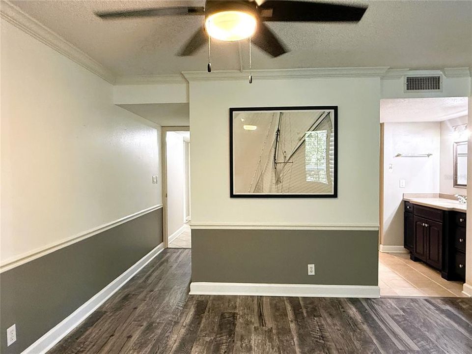 For Rent: $1,950 (2 beds, 2 baths, 1050 Square Feet)