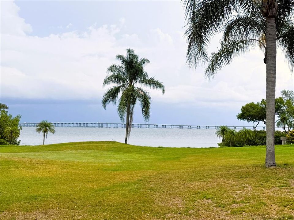 For Rent: $1,950 (2 beds, 2 baths, 1050 Square Feet)