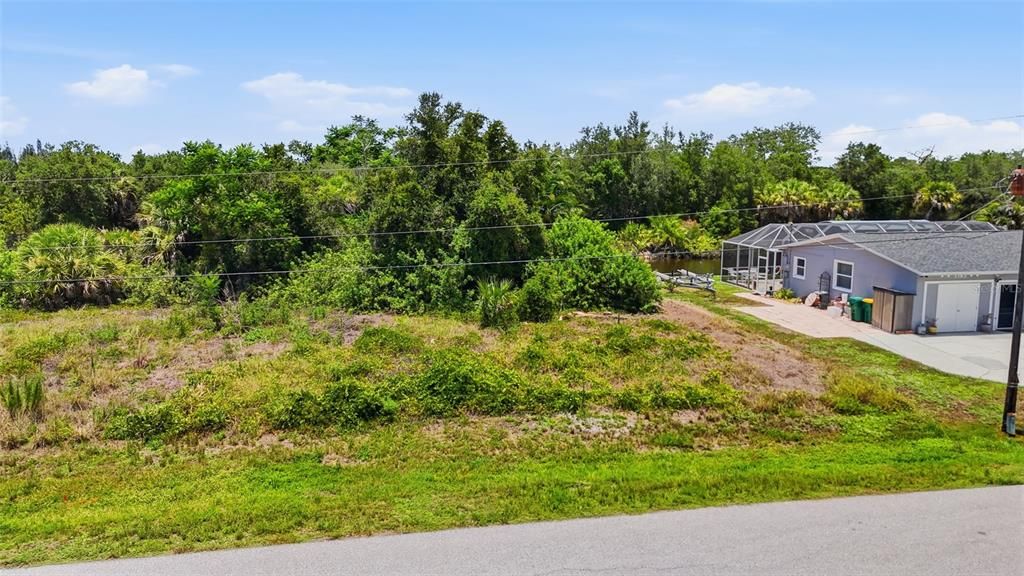 На продажу: $85,000 (0.34 acres)