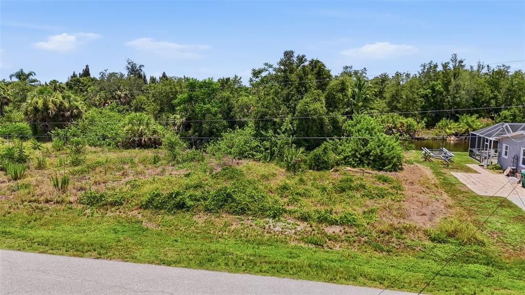 На продажу: $85,000 (0.34 acres)