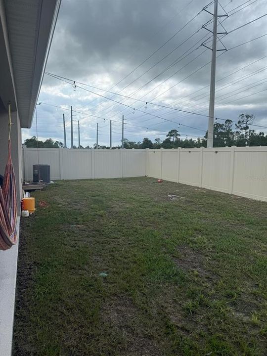 For Rent: $2,480 (4 beds, 3 baths, 2105 Square Feet)