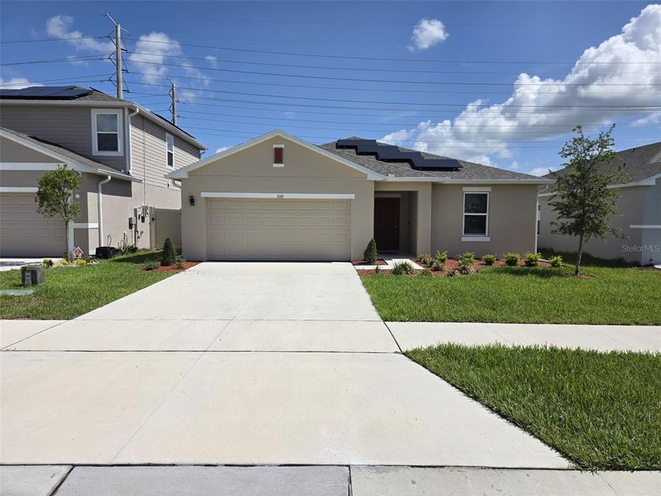 For Rent: $2,480 (4 beds, 3 baths, 2105 Square Feet)