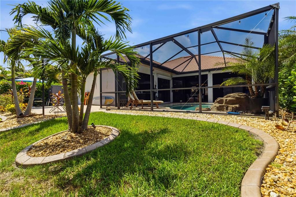 For Sale: $849,999 (4 beds, 3 baths, 2418 Square Feet)