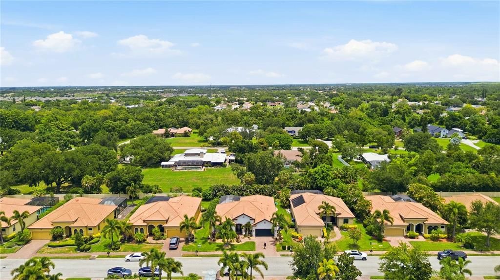 For Sale: $849,999 (4 beds, 3 baths, 2418 Square Feet)