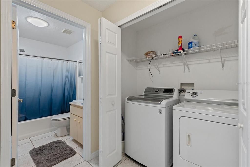 En Venta: $419,900 (4 camas, 0 baños, 2695 Pies cuadrados)