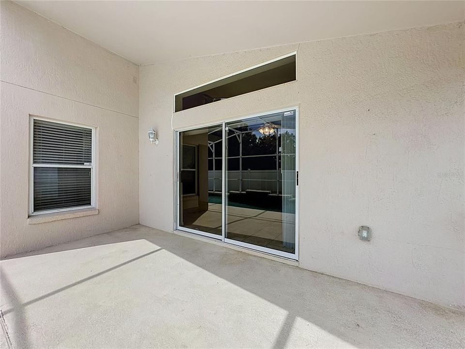 En Venta: $330,000 (3 camas, 2 baños, 1365 Pies cuadrados)