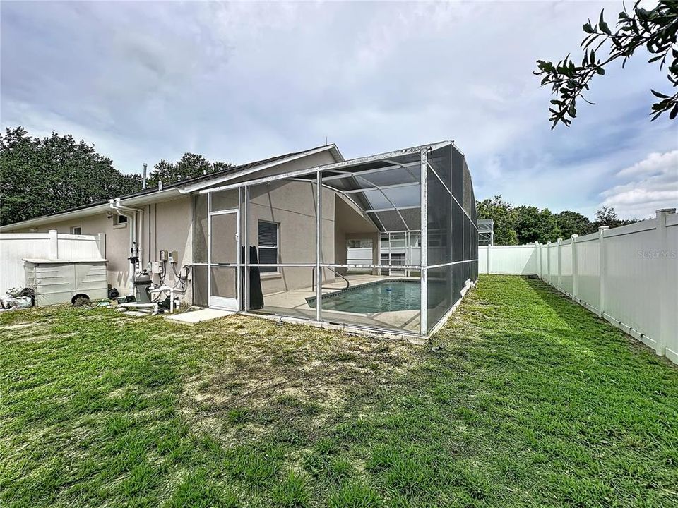 En Venta: $330,000 (3 camas, 2 baños, 1365 Pies cuadrados)
