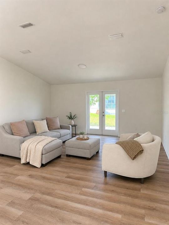 For Sale: $358,500 (3 beds, 2 baths, 1334 Square Feet)