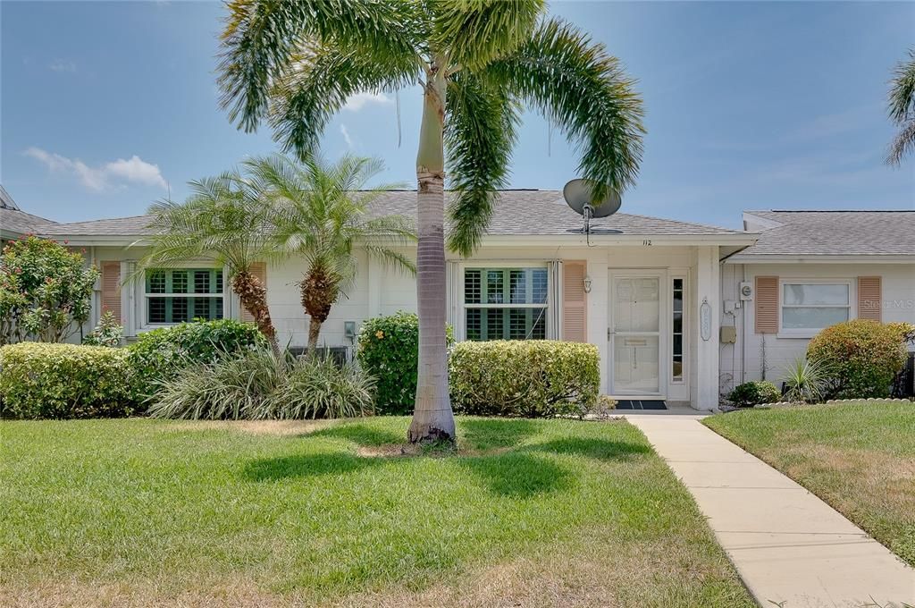 For Sale: $199,000 (2 beds, 1 baths, 1031 Square Feet)