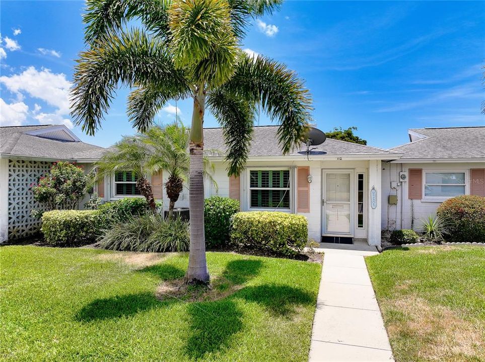 For Sale: $199,000 (2 beds, 1 baths, 1031 Square Feet)
