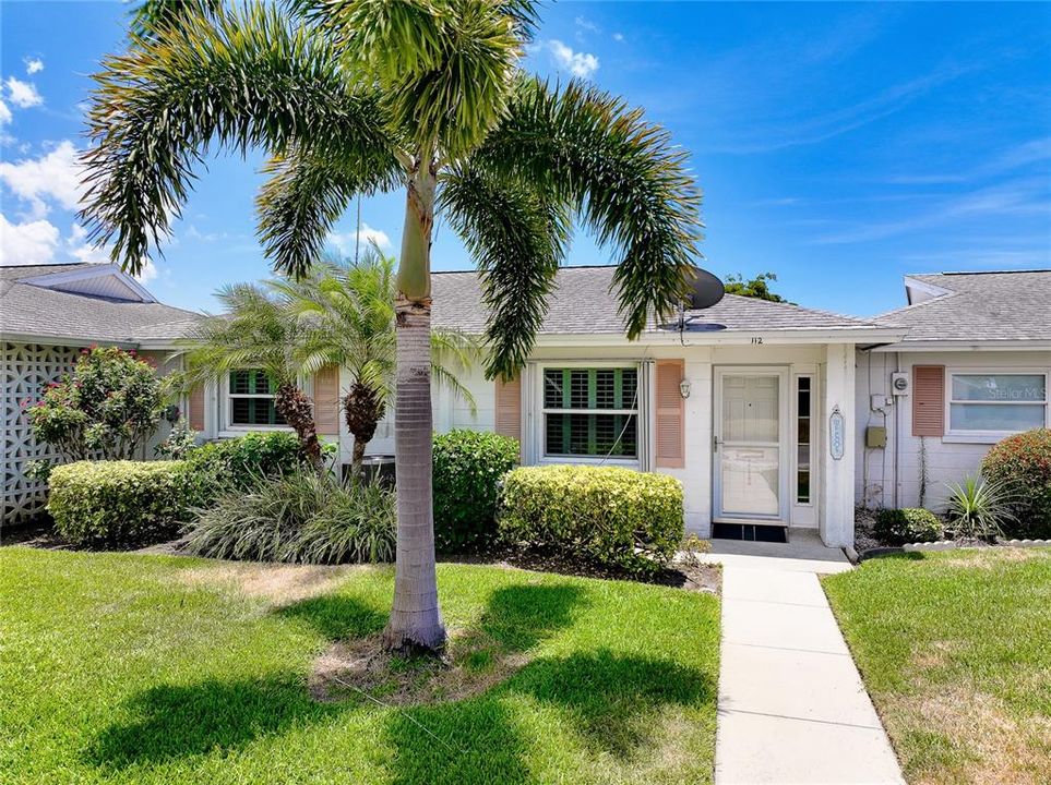 For Sale: $199,000 (2 beds, 1 baths, 1031 Square Feet)