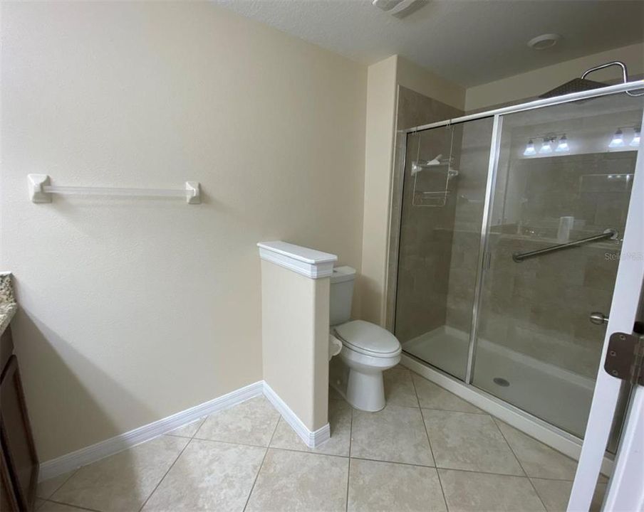 В аренду: $1,900 (3 спален, 2 ванн, 1666 Квадратных фут)