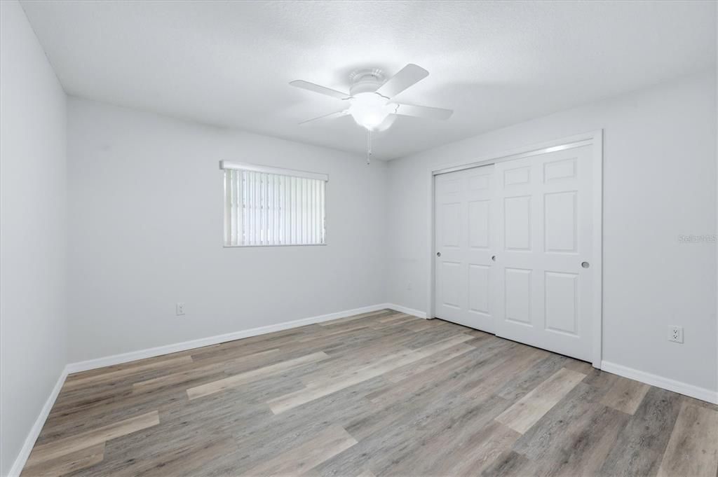 For Sale: $250,000 (2 beds, 2 baths, 1370 Square Feet)