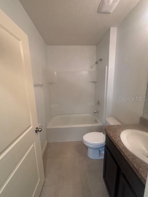 В аренду: $3,100 (5 спален, 3 ванн, 2605 Квадратных фут)