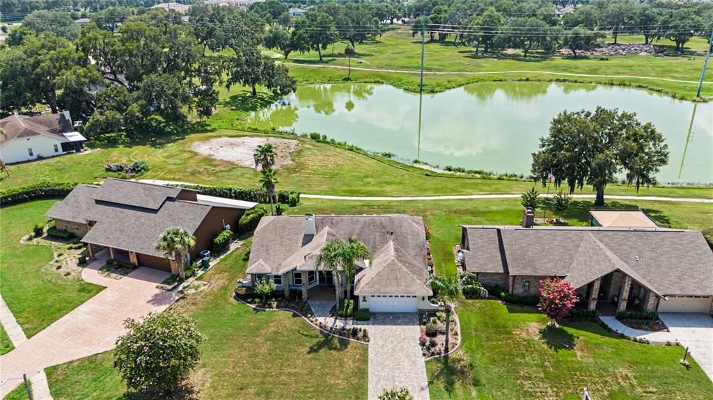 En Venta: $450,000 (3 camas, 2 baños, 1964 Pies cuadrados)