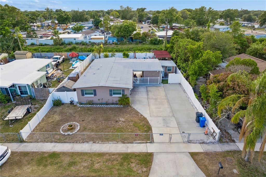 На продажу: $365,000 (3 спален, 2 ванн, 984 Квадратных фут)