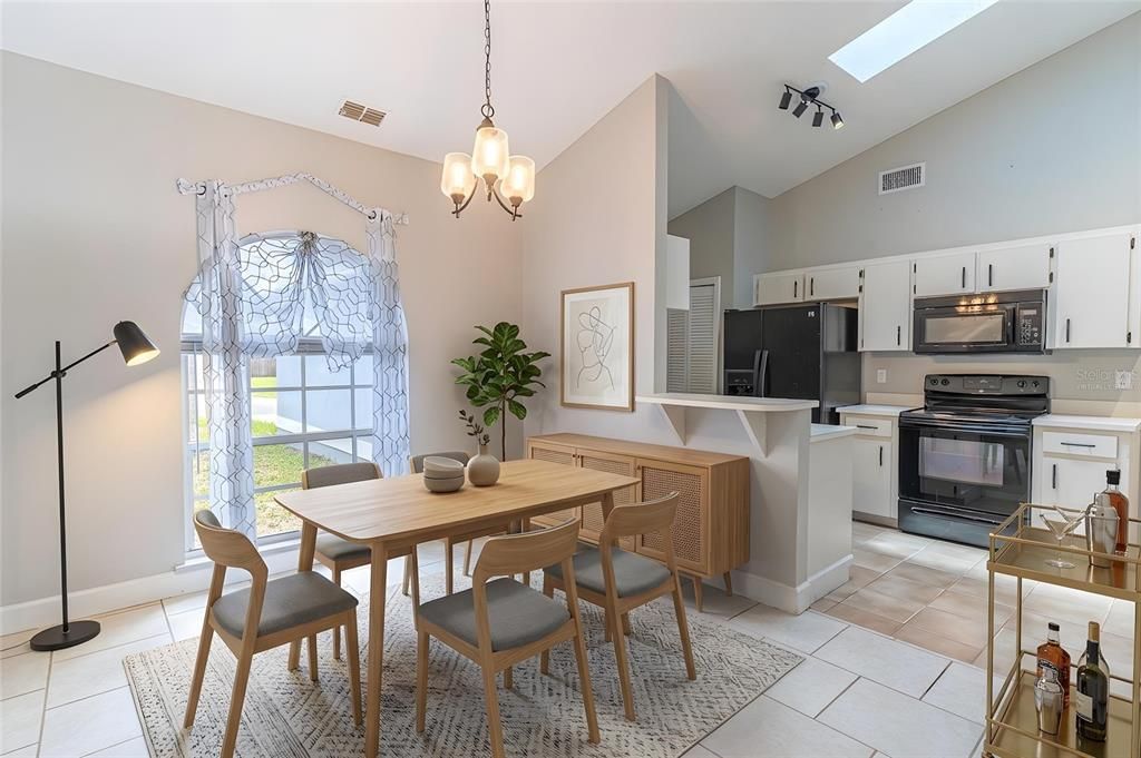 For Rent: $2,400 (4 beds, 2 baths, 1790 Square Feet)