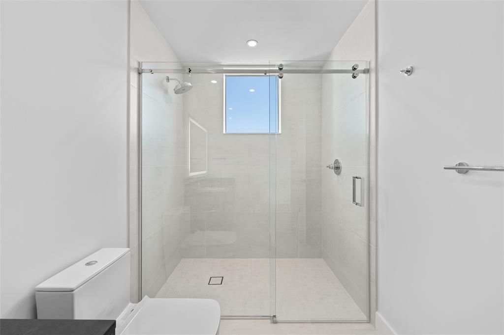 En Venta: $2,850,000 (3 camas, 4 baños, 2666 Pies cuadrados)