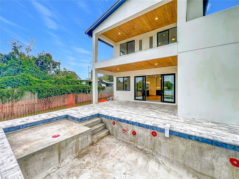 For Sale: $2,150,000 (5 beds, 4 baths, 4017 Square Feet)