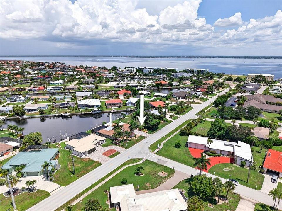 For Sale: $1,150,000 (4 beds, 2 baths, 2241 Square Feet)