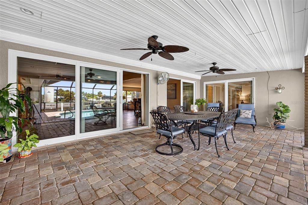 For Sale: $1,150,000 (4 beds, 2 baths, 2241 Square Feet)