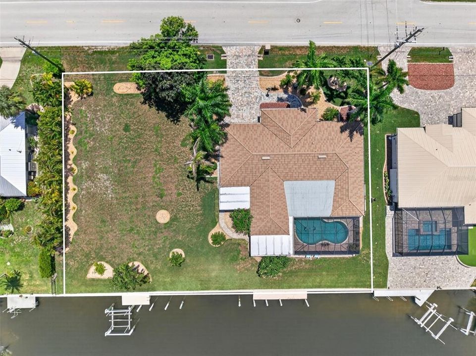 For Sale: $1,150,000 (4 beds, 2 baths, 2241 Square Feet)