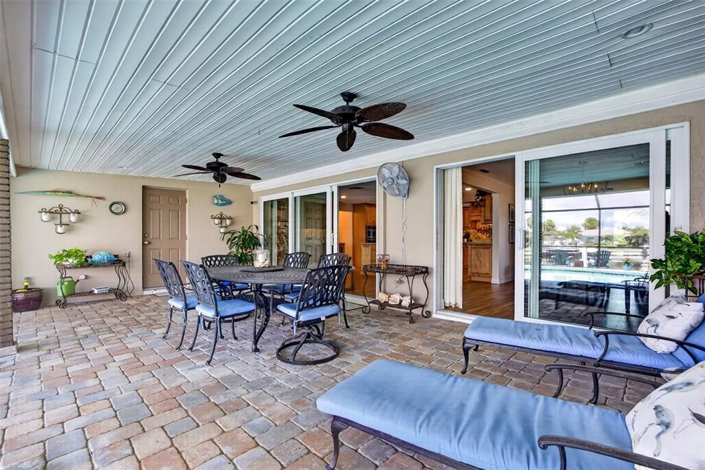 For Sale: $1,150,000 (4 beds, 2 baths, 2241 Square Feet)