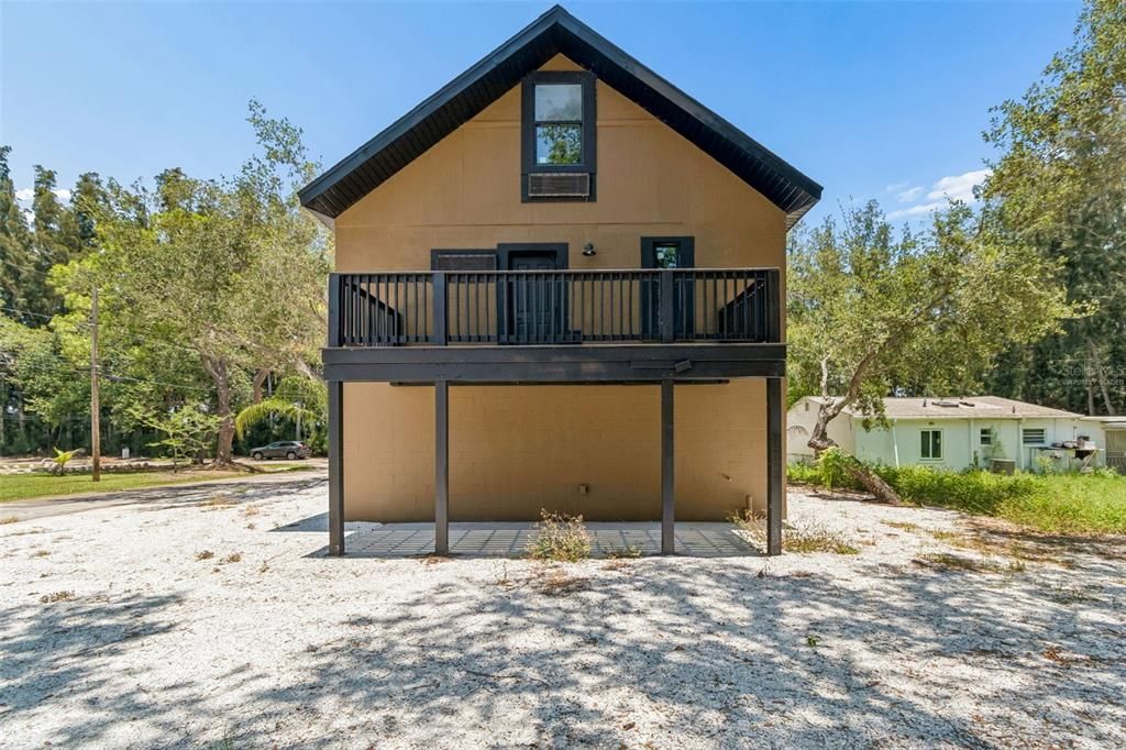 На продажу: $595,000 (3 спален, 2 ванн, 1888 Квадратных фут)