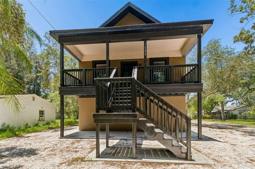 На продажу: $595,000 (3 спален, 2 ванн, 1888 Квадратных фут)