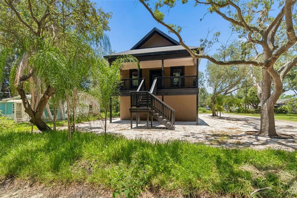 На продажу: $595,000 (3 спален, 2 ванн, 1888 Квадратных фут)