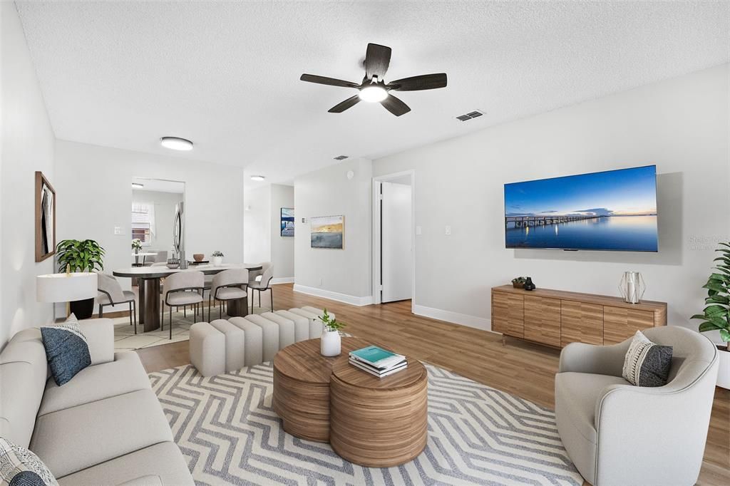 For Sale: $199,900 (2 beds, 2 baths, 962 Square Feet)