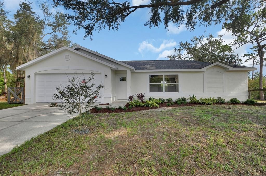 For Sale: $475,000 (3 beds, 2 baths, 1468 Square Feet)