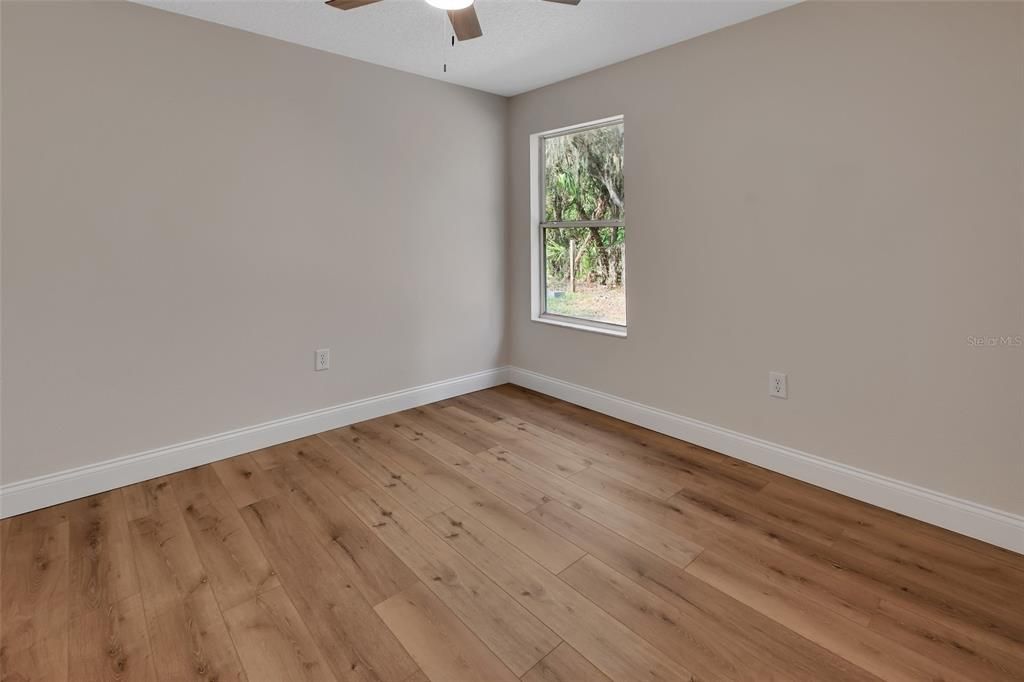 For Sale: $475,000 (3 beds, 2 baths, 1468 Square Feet)