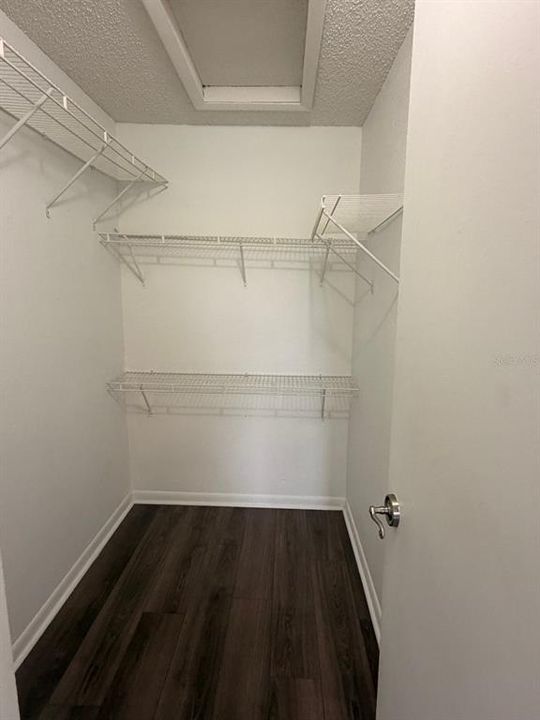 На продажу: $162,500 (1 спален, 1 ванн, 754 Квадратных фут)