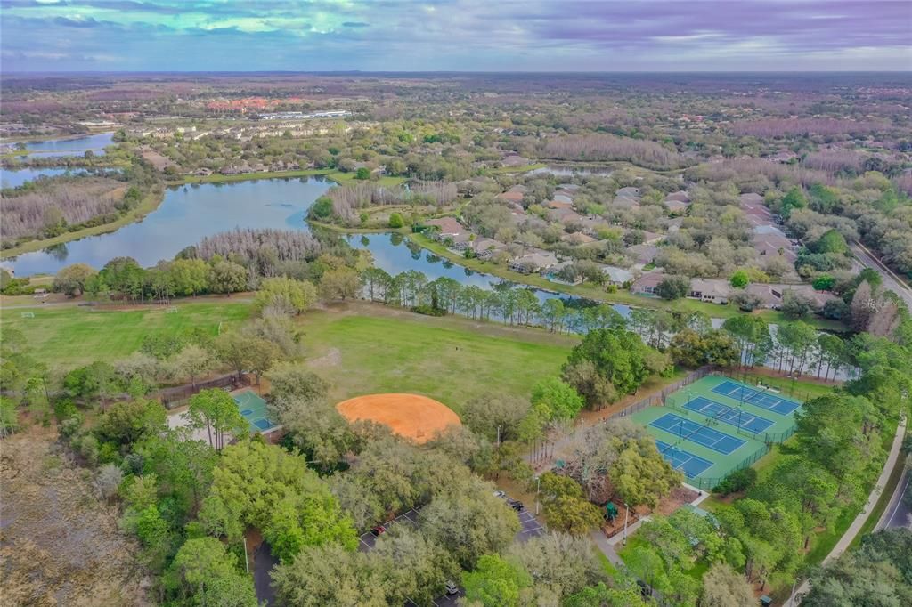 En Venta: $967,000 (4 camas, 3 baños, 2912 Pies cuadrados)