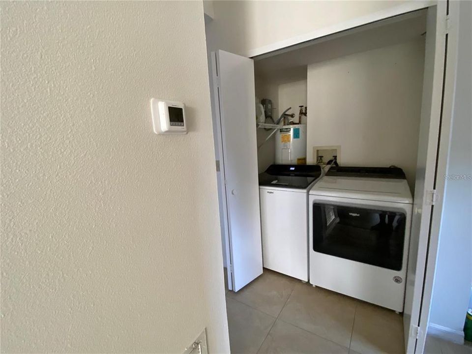 For Rent: $1,900 (2 beds, 2 baths, 1140 Square Feet)
