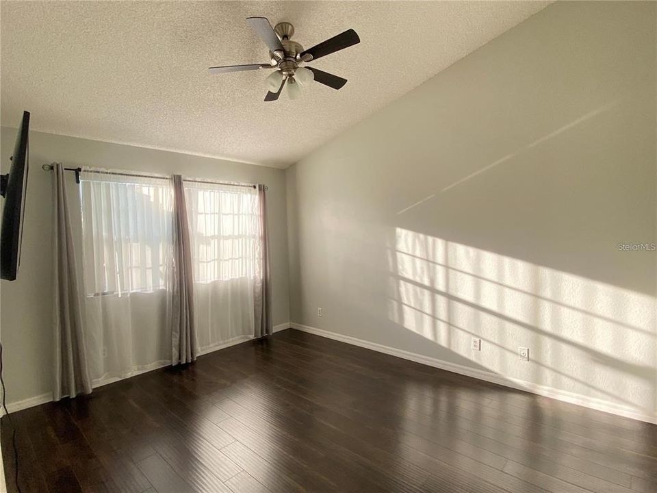 For Rent: $1,900 (2 beds, 2 baths, 1140 Square Feet)