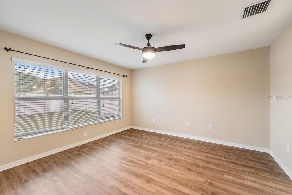 For Sale: $338,500 (3 beds, 2 baths, 1436 Square Feet)