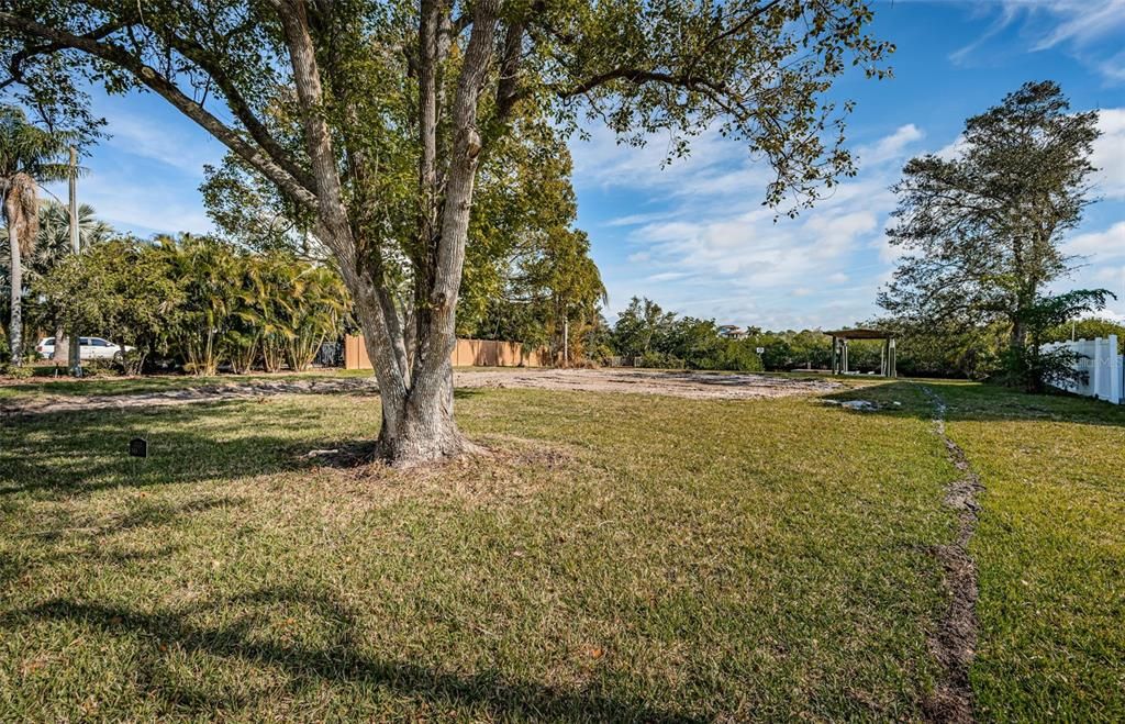 For Sale: $815,000 (0.22 acres)