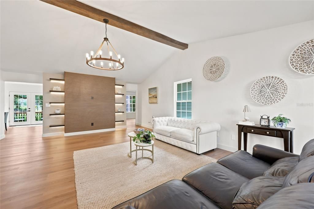 For Sale: $440,000 (3 beds, 2 baths, 1667 Square Feet)