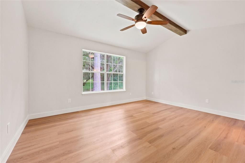 For Sale: $440,000 (3 beds, 2 baths, 1667 Square Feet)