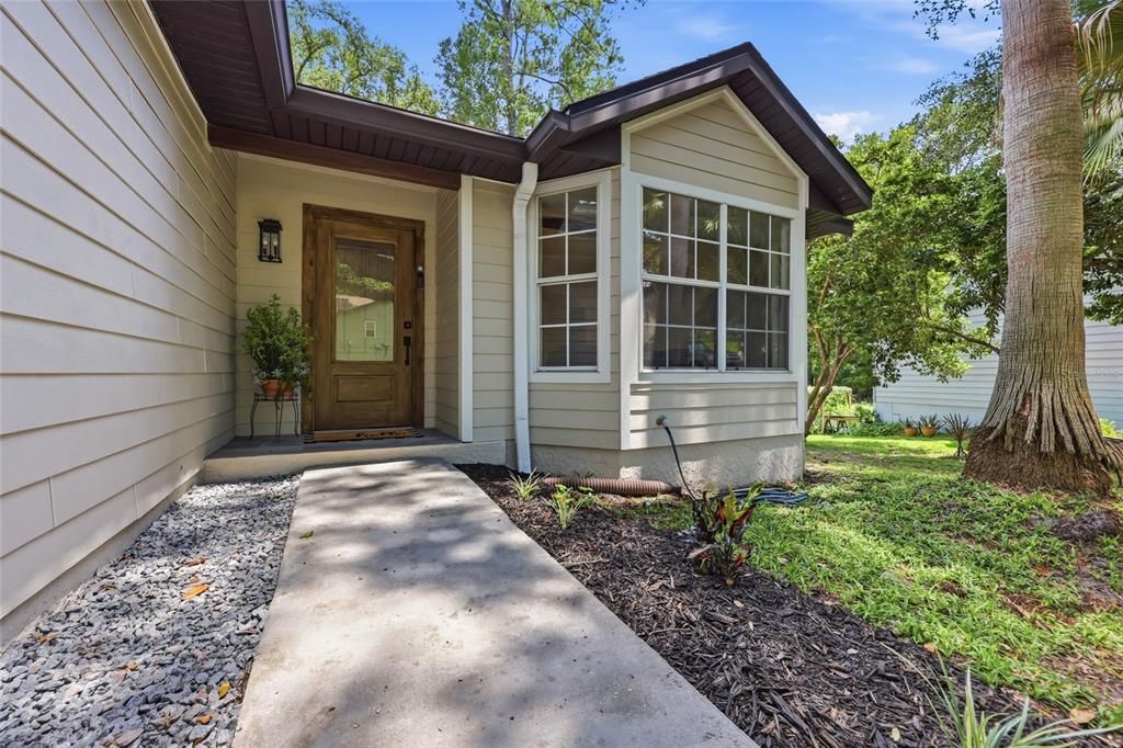 For Sale: $440,000 (3 beds, 2 baths, 1667 Square Feet)