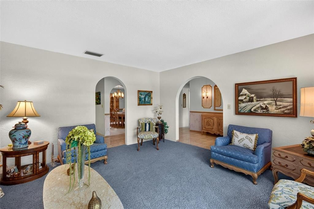 For Sale: $461,000 (3 beds, 2 baths, 2364 Square Feet)