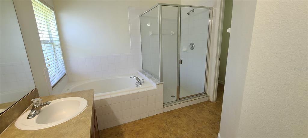 В аренду: $2,200 (3 спален, 2 ванн, 1809 Квадратных фут)