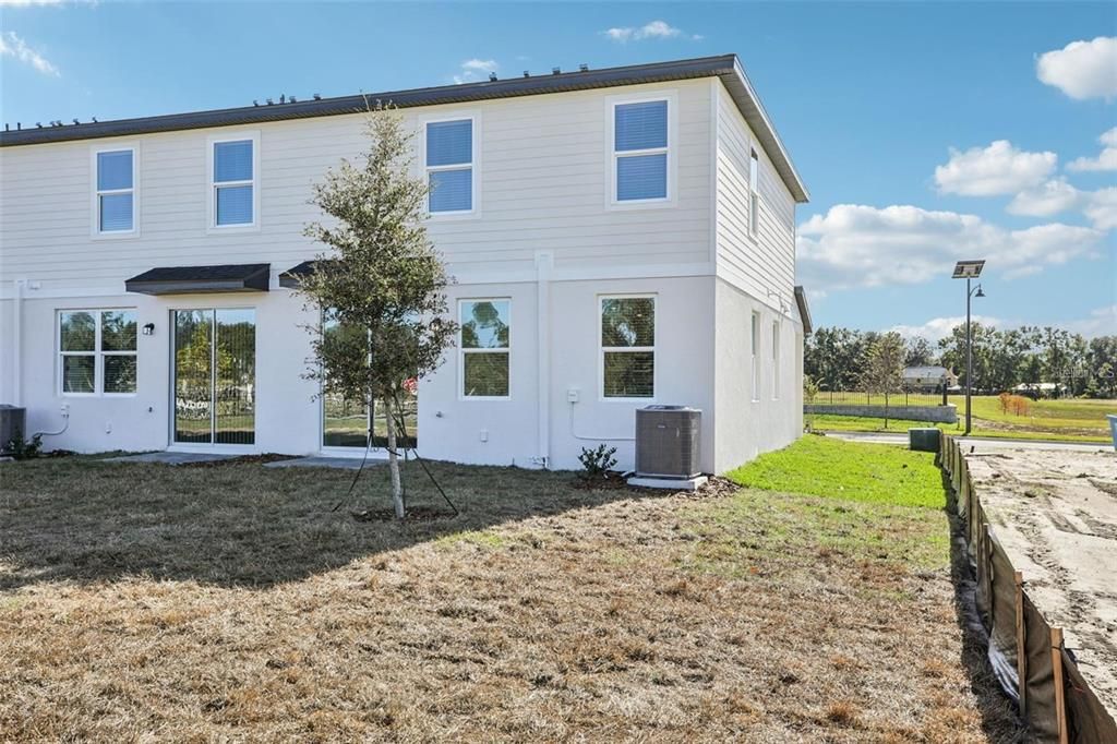 В аренду: $1,900 (3 спален, 2 ванн, 1566 Квадратных фут)