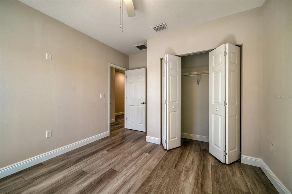 В аренду: $2,350 (3 спален, 2 ванн, 1800 Квадратных фут)
