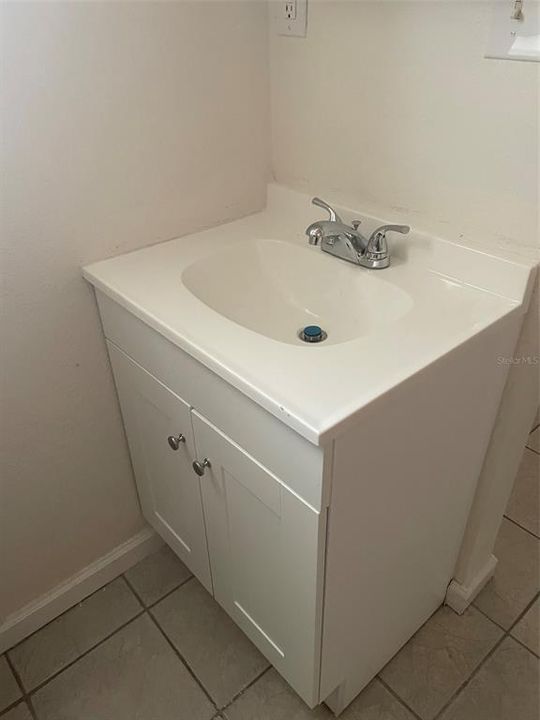 В аренду: $1,450 (2 спален, 1 ванн, 876 Квадратных фут)