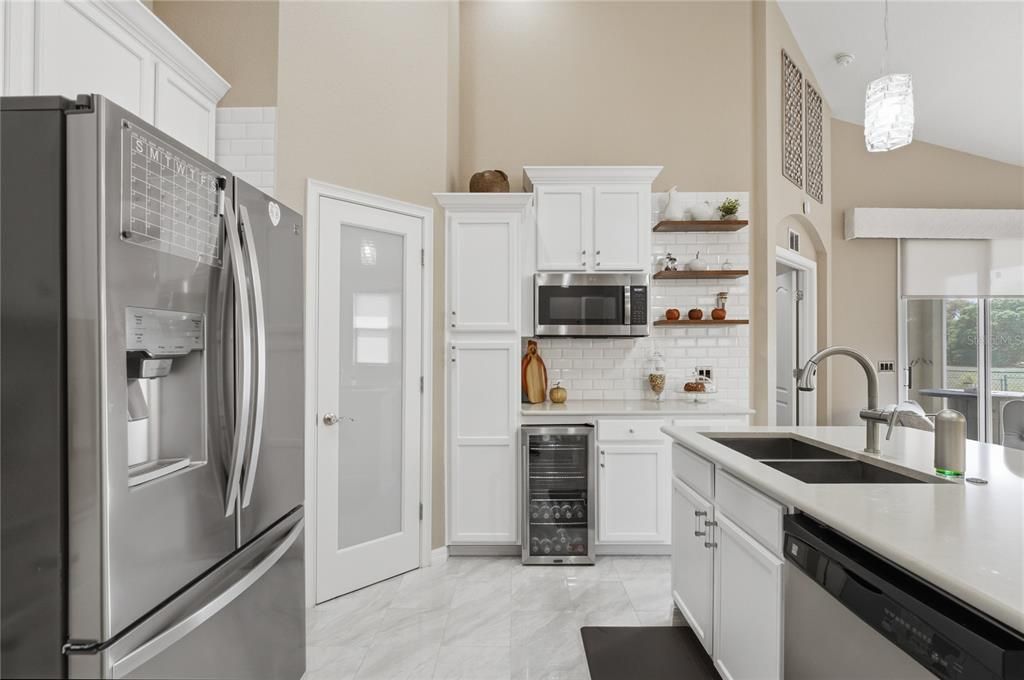 En Venta: $385,500 (3 camas, 2 baños, 1732 Pies cuadrados)