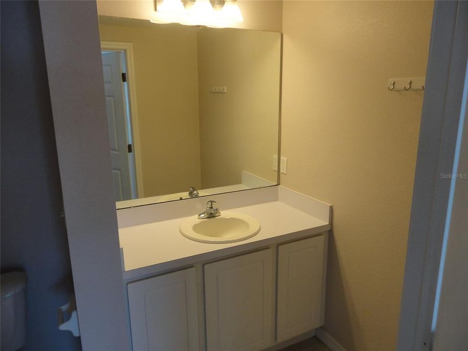 For Rent: $1,800 (2 beds, 2 baths, 1088 Square Feet)